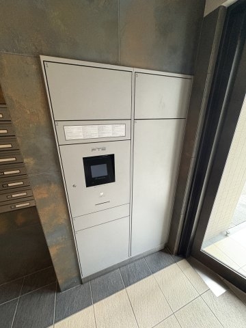 ワールドアイ神戸湊町