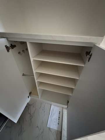 ワールドアイ神戸湊町