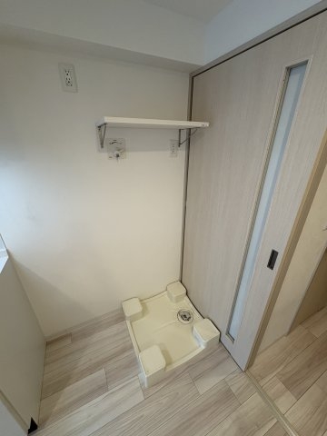 ワールドアイ神戸湊町