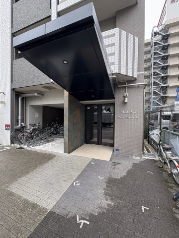 ワールドアイ神戸湊町