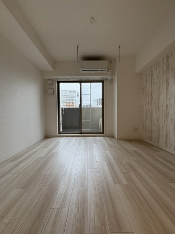 ワールドアイ神戸湊町