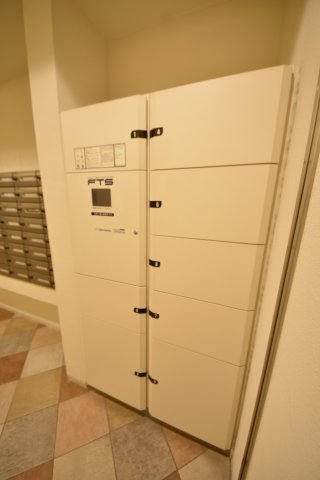 ラ・ウェゾン湊川公園