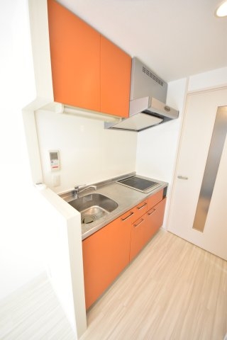 ラ・ウェゾン湊川公園