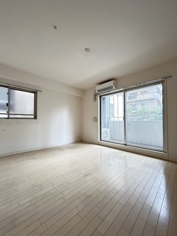 エスティ・ロアール神戸西