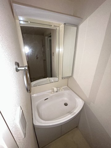 エスティ・ロアール神戸西