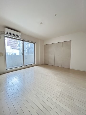 エスティ・ロアール神戸西