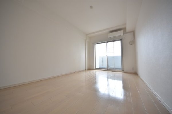 アドバンス三宮Vソレイユ