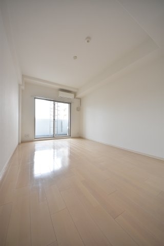 アドバンス三宮Vソレイユ