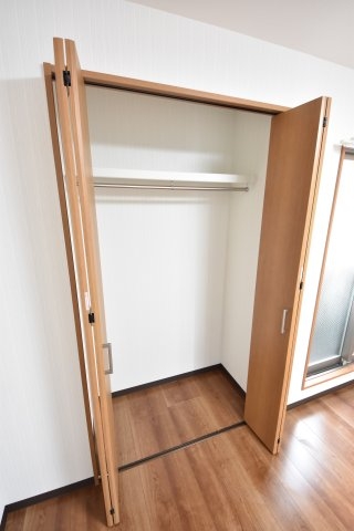 第二リーフハイツ(収納)