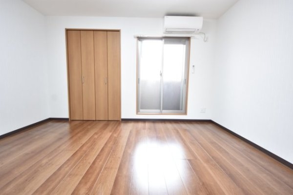 第二リーフハイツ(リビング)