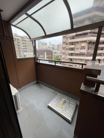 レガーロ三宮(バルコニー)