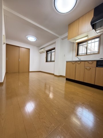 リーフマンション