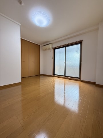 リーフマンション