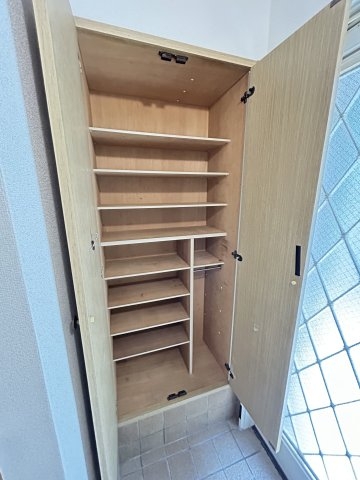 中山手ガーデンハウスB棟