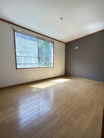 中山手ガーデンハウスB棟