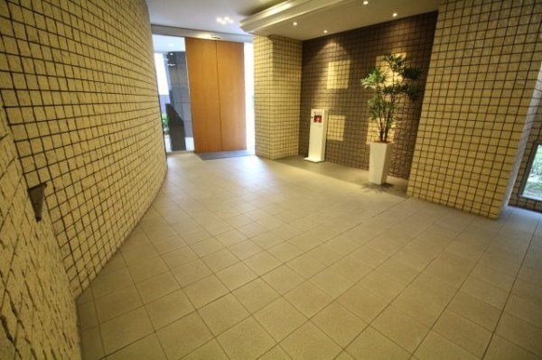 レジディア三宮東