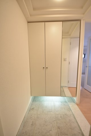 ドルフブランシュ・ブルー