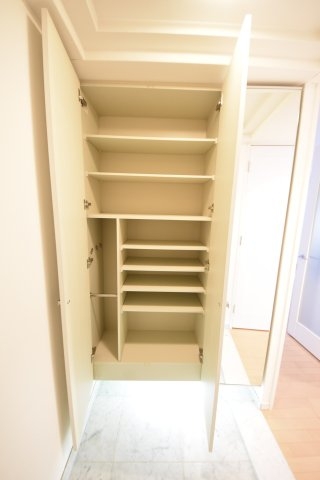 ドルフブランシュ・ブルー