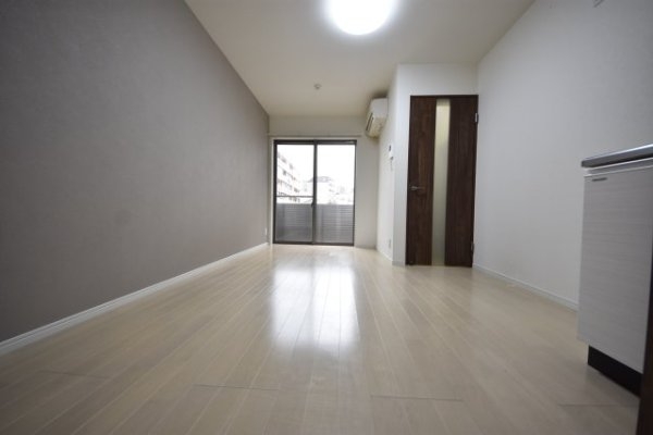 グルーブメゾン三宮East