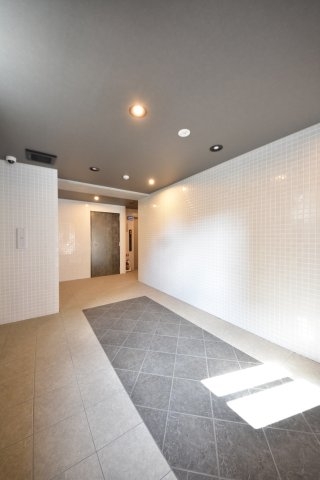 ル・パルトネール三宮東