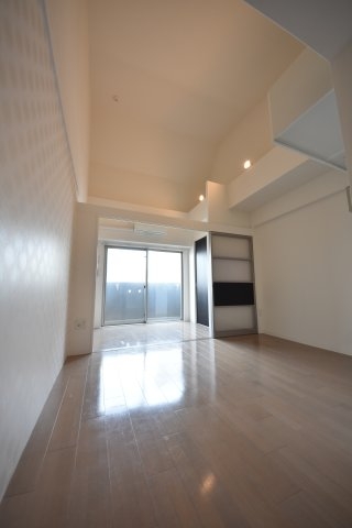 アドバンス三宮ラシュレ