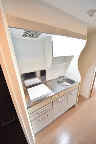 アドバンス三宮ラシュレ