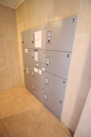 プレサンス神戸裁判所前デリシア