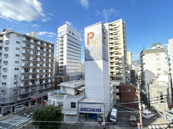 シュープリーム