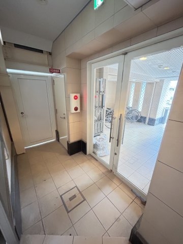 シュープリーム