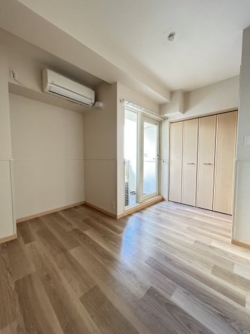 シュープリーム