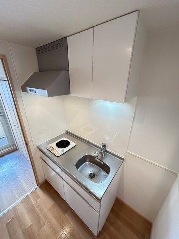 シュープリーム