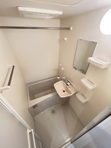 シュープリーム