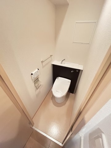 シュープリーム