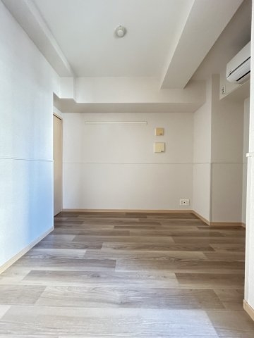 シュープリーム