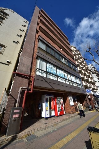 メトロハイツ花くま