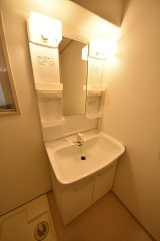 メトロハイツ花くま