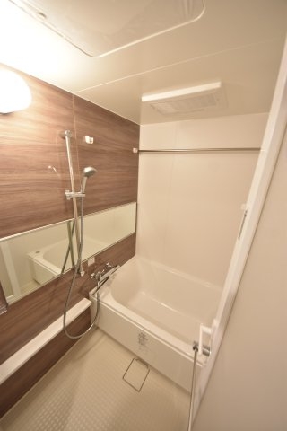 リベルタ元町通