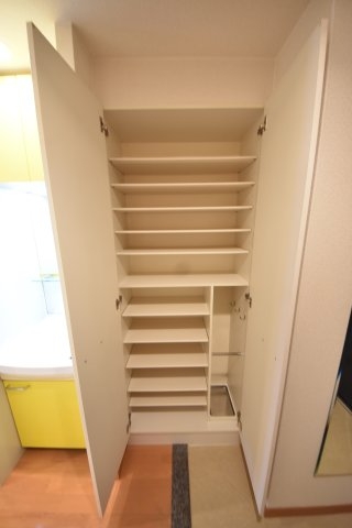 プレサンス神戸駅前グランツ