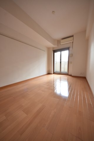 プレサンス神戸駅前グランツ