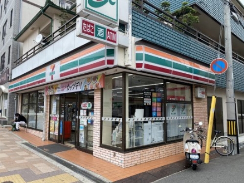 神戸市東灘区御影塚町３丁目のマンション(セブン－イレブン神戸新在家駅前店)