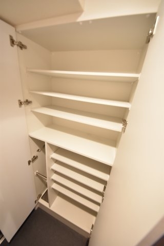 神戸市中央区布引町１丁目のマンション