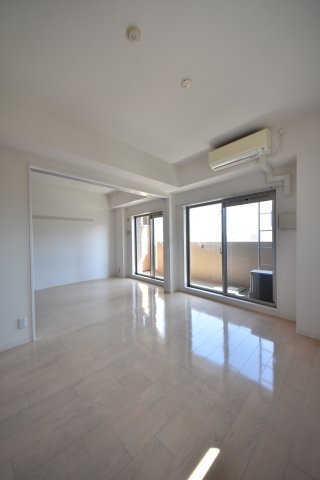 プレサンス三宮ルミネス