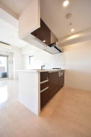 プレサンス三宮ルミネス