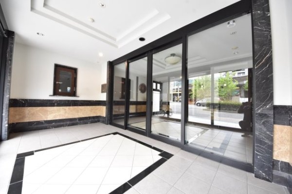 ライジングコート三宮マリーナシティ