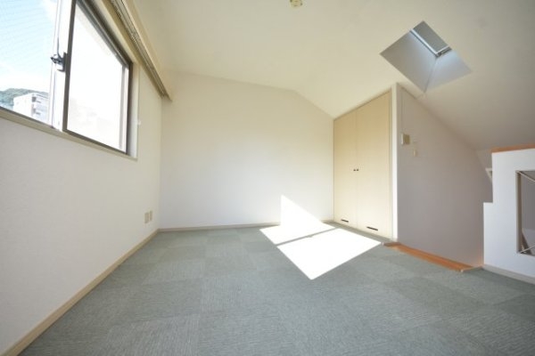 オーズハイツ新神戸