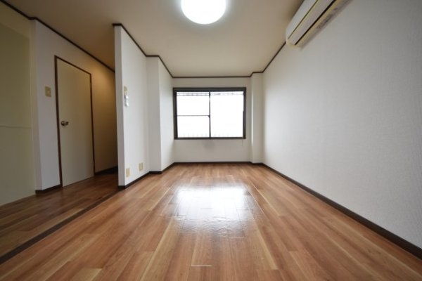 グランディア旗塚通