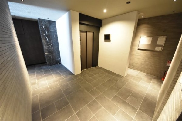 ファーストフィオーレ神戸駅前