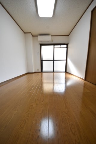 喜林マンション