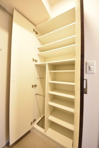 エステムコート神戸ハーバーランド前6ピクシス