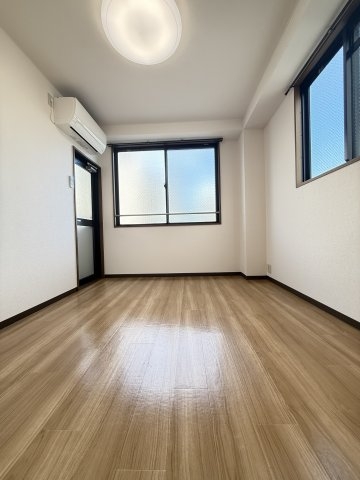 前田マンション